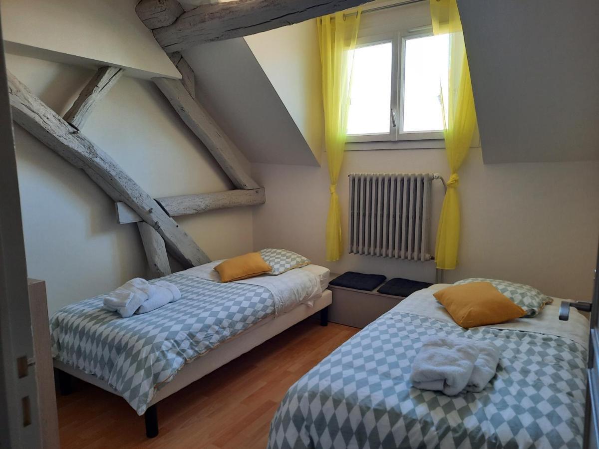 Grand Appartement Tout Confort Proche De Chambord Saint-Claude-de-Diray Exterior foto